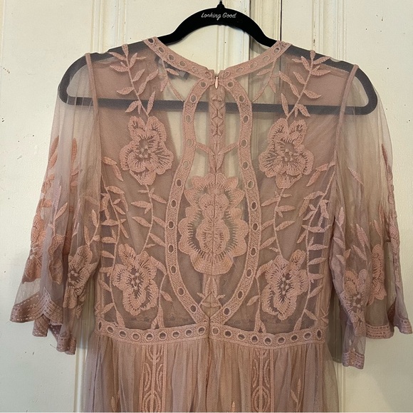 WISHLIST Lace Pink Plunge Neck Maxi Dress Lined Side Slits Size Small - Picture 4 of 13